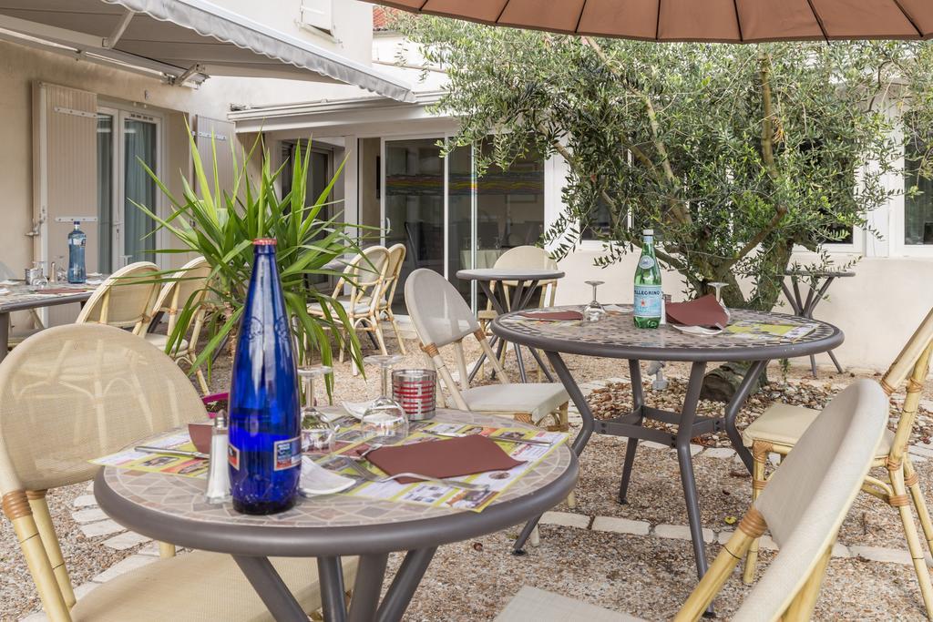 Logis Hotel L'Oliveraie Cognac Eksteriør billede