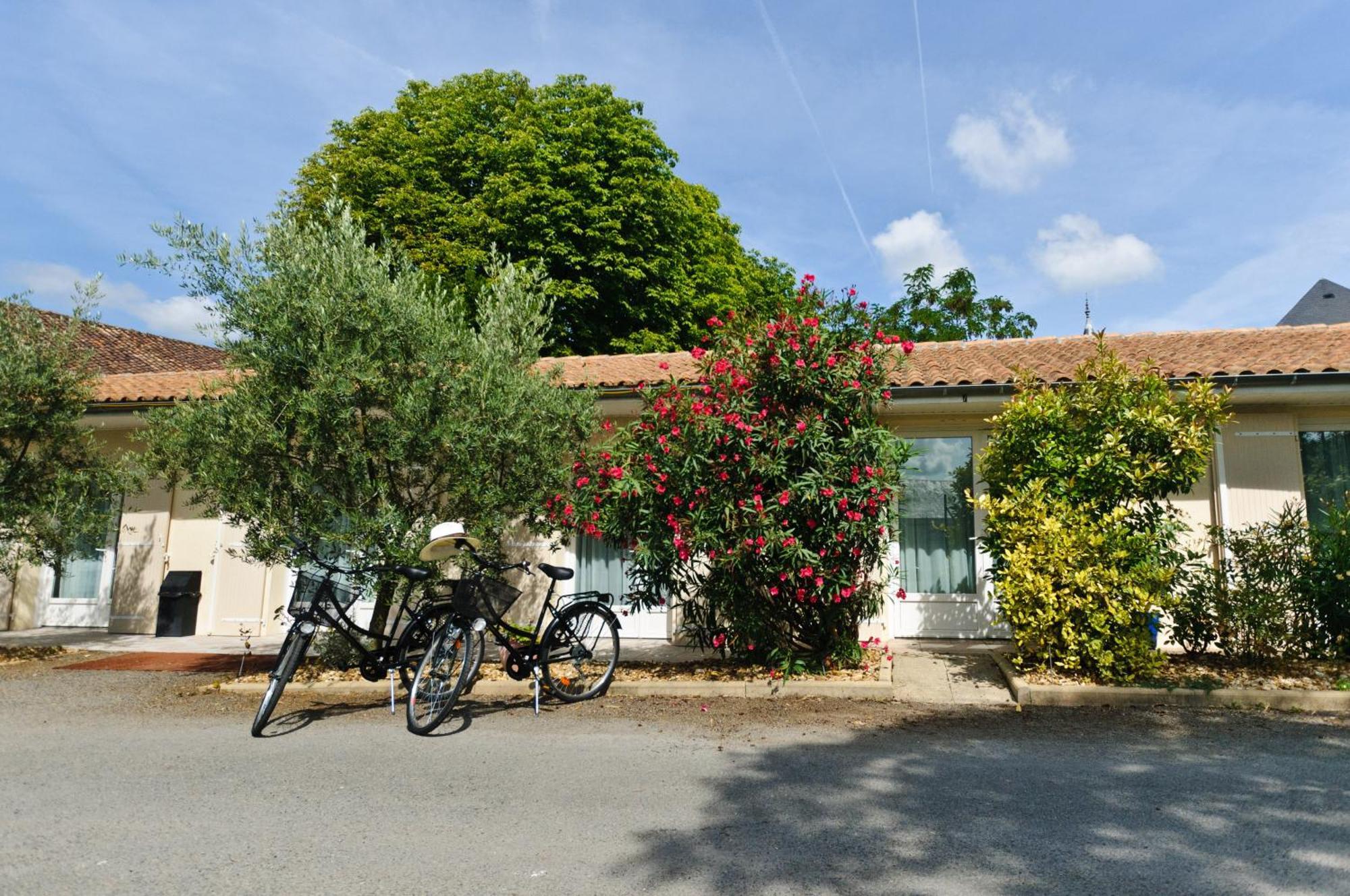 Logis Hotel L'Oliveraie Cognac Eksteriør billede